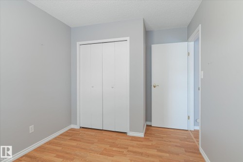 8160 27 Avenue, Edmonton, AB - Indoor Photo Showing Other Room