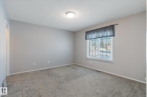 8160 27 Avenue, Edmonton, AB - Indoor Photo Showing Other Room