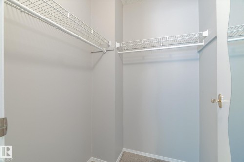 8160 27 Avenue, Edmonton, AB - Indoor With Storage