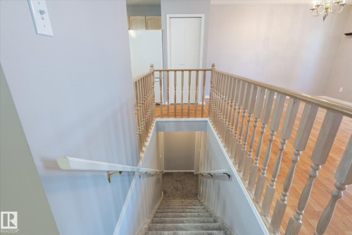 8160 27 Avenue, Edmonton, AB - Indoor Photo Showing Other Room