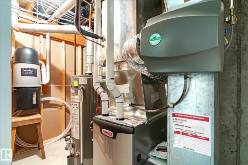 8160 27 Avenue, Edmonton, AB - Indoor Photo Showing Basement