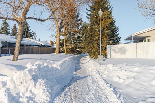 8160 27 Avenue, Edmonton, AB - Outdoor