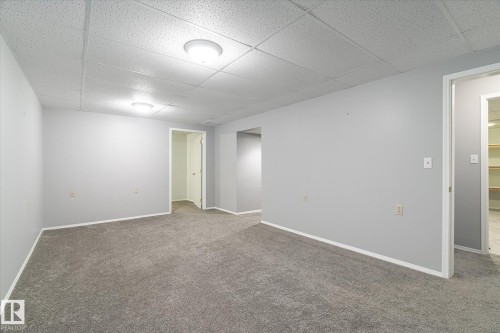 8160 27 Avenue, Edmonton, AB - Indoor Photo Showing Other Room