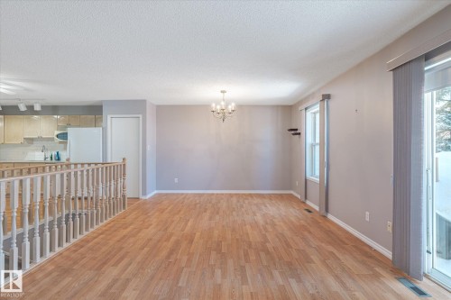 8160 27 Avenue, Edmonton, AB - Indoor Photo Showing Other Room