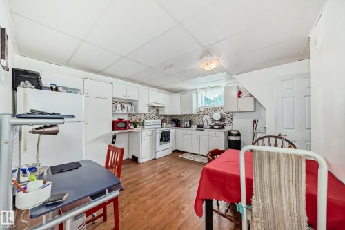 13111 65 Street, Edmonton, AB - Indoor