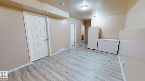 4934 50 Street, Buck Creek, AB - Indoor