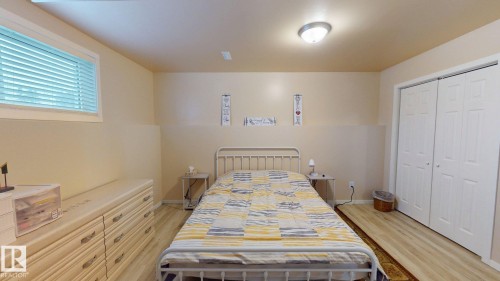4934 50 Street, Buck Creek, AB - Indoor Photo Showing Bedroom