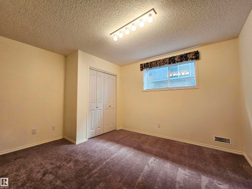 27 Edward Way, St. Albert, AB - Indoor Photo Showing Other Room