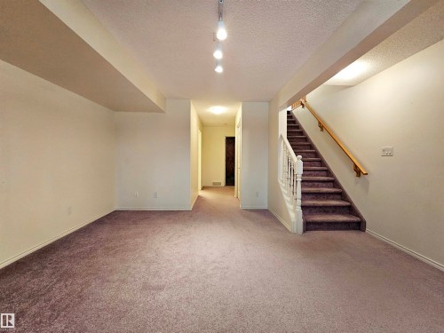 27 Edward Way, St. Albert, AB - Indoor Photo Showing Other Room