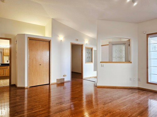 27 Edward Way, St. Albert, AB - Indoor Photo Showing Other Room