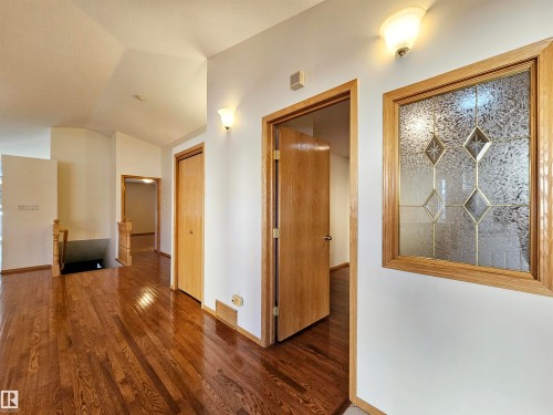 27 Edward Way, St. Albert, AB - Indoor Photo Showing Other Room