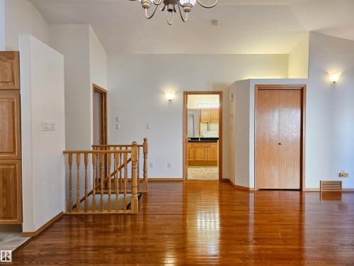 27 Edward Way, St. Albert, AB - Indoor Photo Showing Other Room