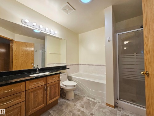 27 Edward Way, St. Albert, AB - Indoor Photo Showing Bathroom