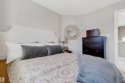 17437 5A Avenue, Edmonton, AB - Indoor Photo Showing Bedroom