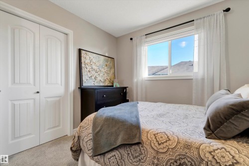 17437 5A Avenue, Edmonton, AB - Indoor Photo Showing Bedroom