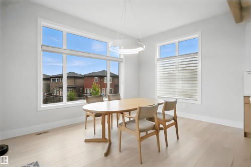 2620 Wheaton Close, Edmonton, AB - Indoor Photo Showing Dining Room