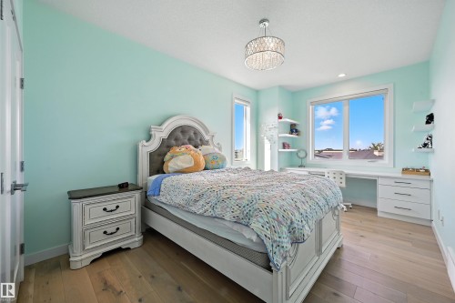 2620 Wheaton Close, Edmonton, AB - Indoor Photo Showing Bedroom
