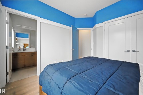 2620 Wheaton Close, Edmonton, AB - Indoor Photo Showing Bedroom