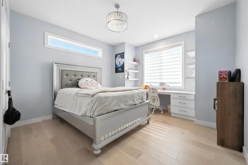 2620 Wheaton Close, Edmonton, AB - Indoor Photo Showing Bedroom