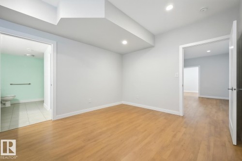 2620 Wheaton Close, Edmonton, AB - Indoor Photo Showing Other Room