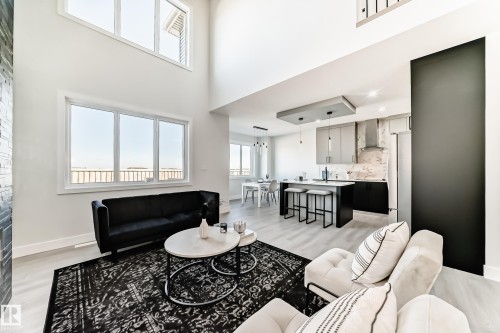 4 Edgefield Way, St. Albert, AB - Indoor Photo Showing Living Room