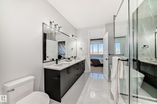 4 Edgefield Way, St. Albert, AB - Indoor Photo Showing Bathroom