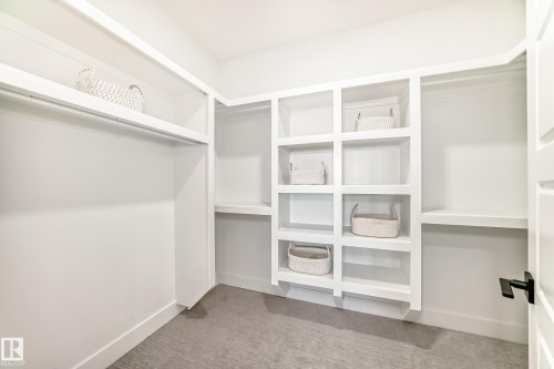 4 Edgefield Way, St. Albert, AB - Indoor With Storage