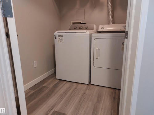 407 13635 34 Street, Edmonton, AB - Indoor Photo Showing Laundry Room