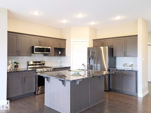 16707 18 Avenue, Edmonton, AB - Indoor Photo Showing Kitchen With Stainless Steel Kitchen With Upgraded Kitchen
