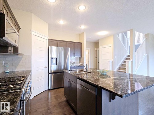 16707 18 Avenue, Edmonton, AB - Indoor Photo Showing Kitchen With Stainless Steel Kitchen With Double Sink With Upgraded Kitchen