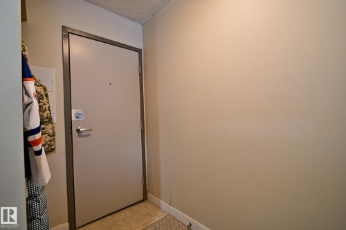 802 9710 105 Street, Edmonton, AB - Indoor Photo Showing Other Room