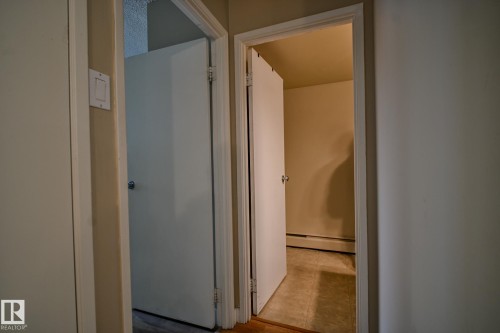 802 9710 105 Street, Edmonton, AB - Indoor Photo Showing Other Room