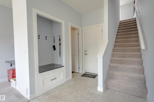 1085 Gault Boulevard, Edmonton, AB - Indoor Photo Showing Other Room