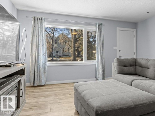 12915 116 Street, Edmonton, AB - Indoor Photo Showing Bedroom