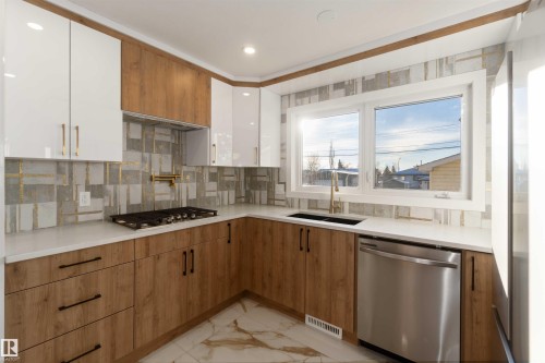 5907 137 Avenue, Edmonton, AB - Indoor Photo Showing Kitchen With Double Sink