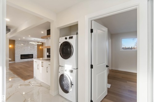 5907 137 Avenue, Edmonton, AB - Indoor Photo Showing Laundry Room