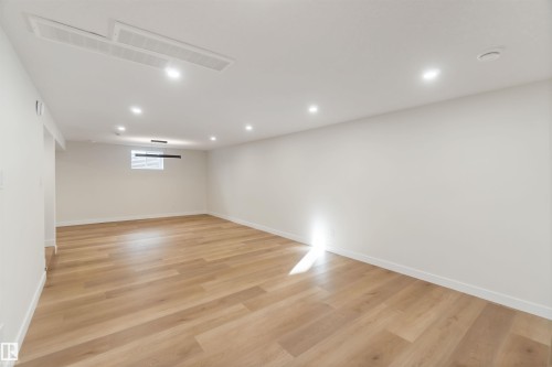 5907 137 Avenue, Edmonton, AB - Indoor