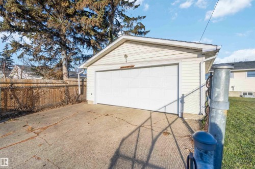 5907 137 Avenue, Edmonton, AB - Outdoor
