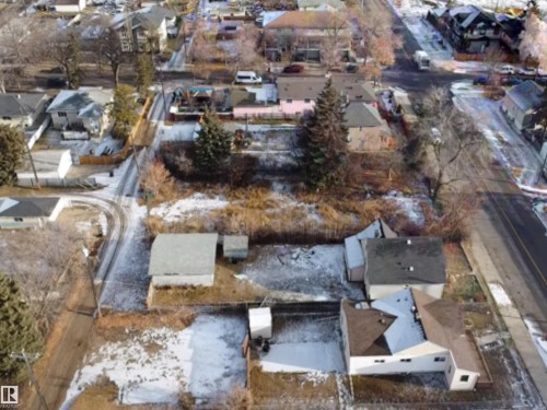 6814 127 Avenue, Edmonton, AB 