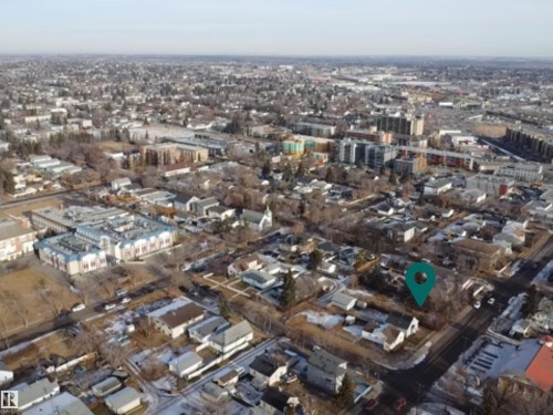 6814 127 Avenue, Edmonton, AB 