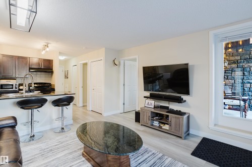 109 530 Watt Boulevard, Edmonton, AB - Indoor