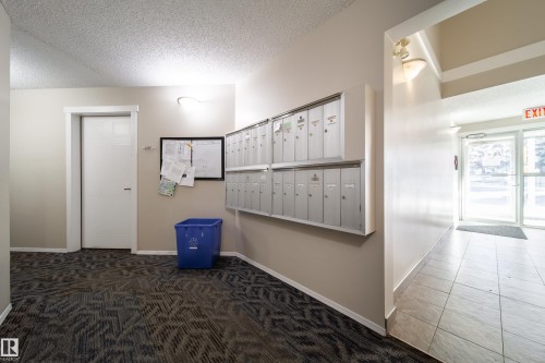 105 6310 101 Avenue, Edmonton, AB - Indoor Photo Showing Other Room