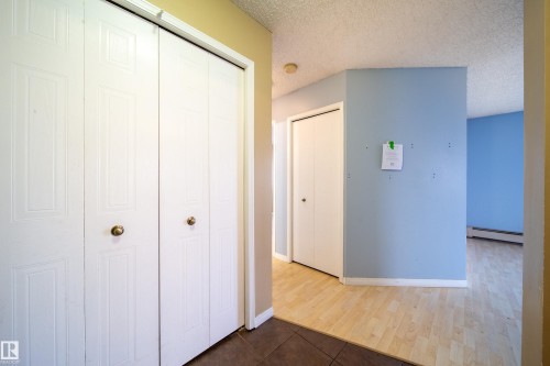 105 6310 101 Avenue, Edmonton, AB - Indoor Photo Showing Other Room