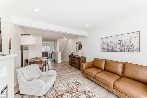 75 1203 163 Street, Edmonton, AB - Indoor Photo Showing Living Room