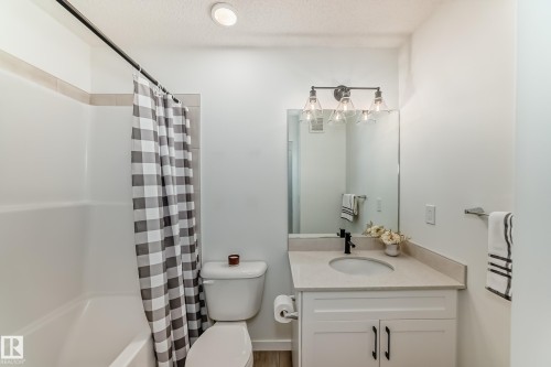 75 1203 163 Street, Edmonton, AB - Indoor Photo Showing Bathroom