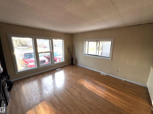 51 12604 153 Avenue, Edmonton, AB - Indoor Photo Showing Other Room