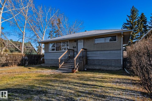 11055 157 Street Nw, Edmonton, AB - Outdoor