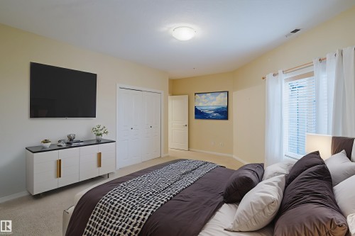 409 160 Magrath Road, Edmonton, AB - Indoor Photo Showing Bedroom