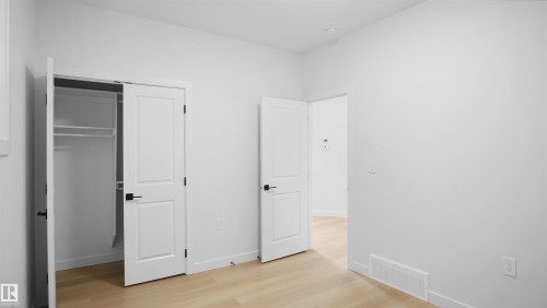 2 Axelwood Crescent, Spruce Grove, AB - Indoor Photo Showing Other Room