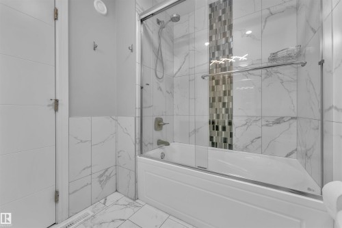9327 Connors Road, Edmonton, AB - Indoor Photo Showing Bathroom